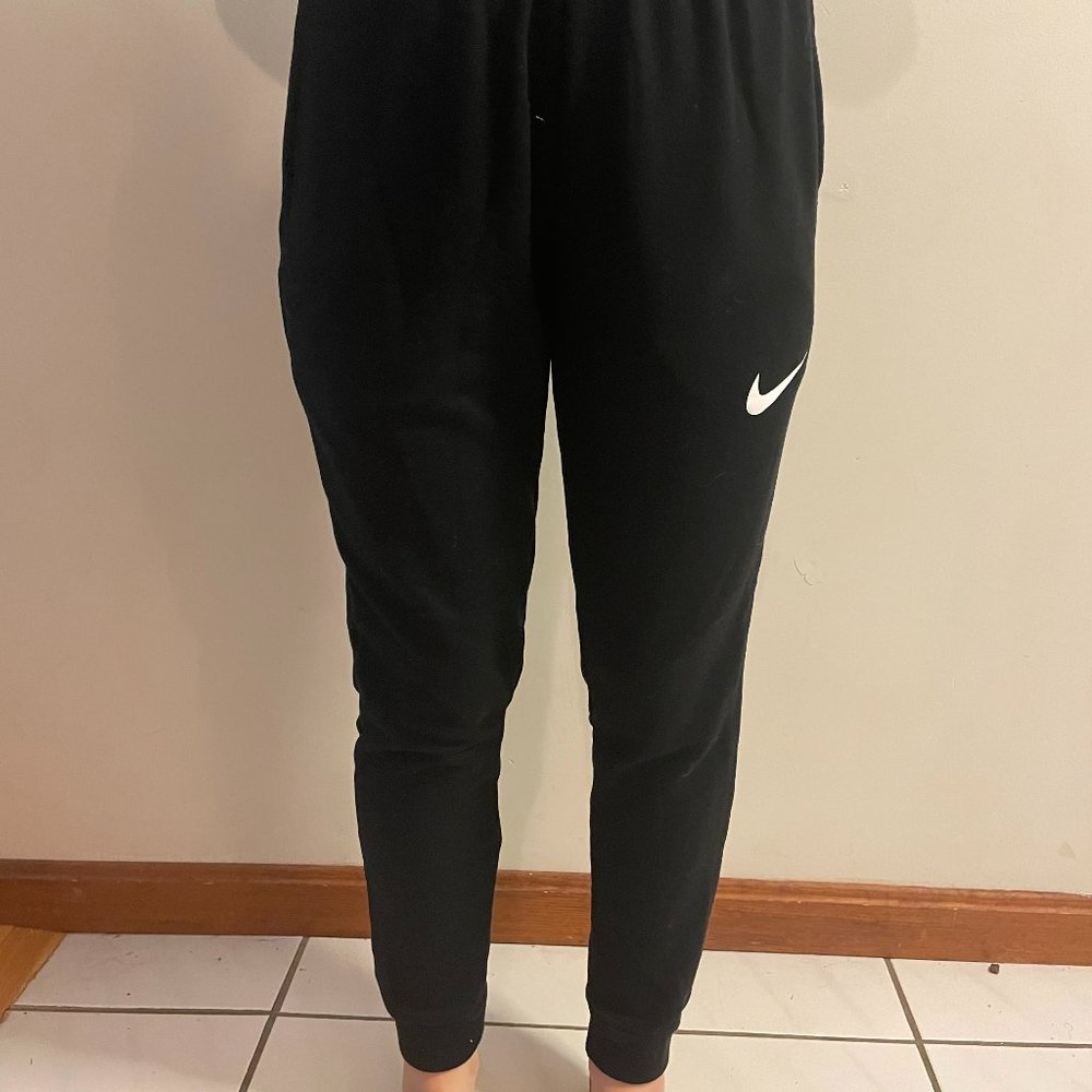 New black Nike jogger sweatpants - size small - Perfect for runners and athletes